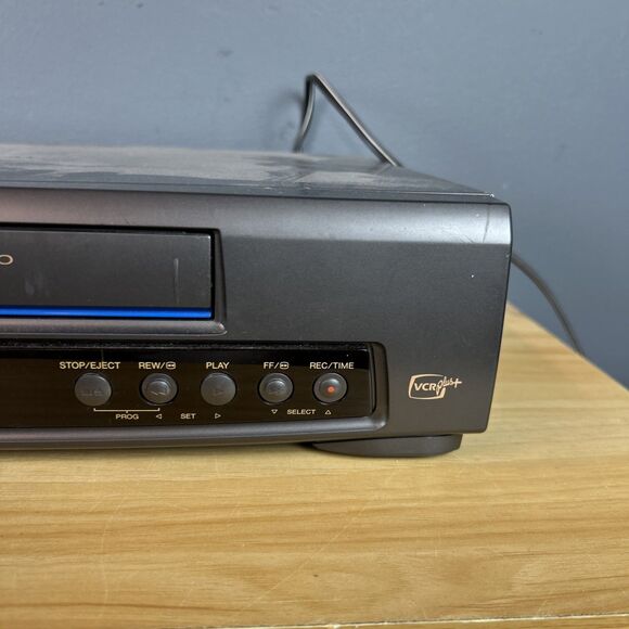 Panasonic Omnivision VHS Model PV-7452 TESTED works No remote - Picture 5 of 7